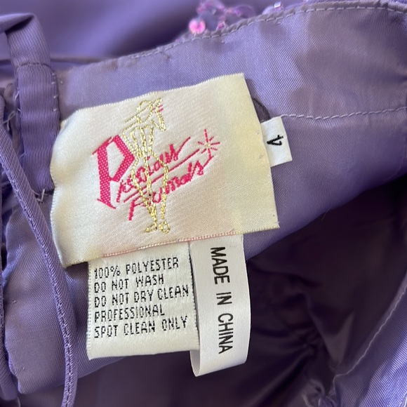 Two-piece mermaid dress with string back. Size 4 - Picture 6 of 6